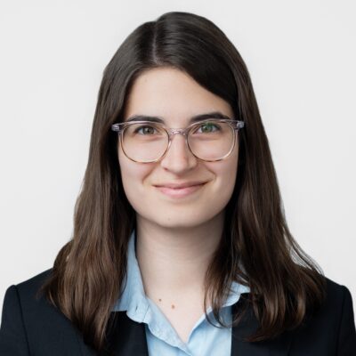 Angelina Leach Headshot