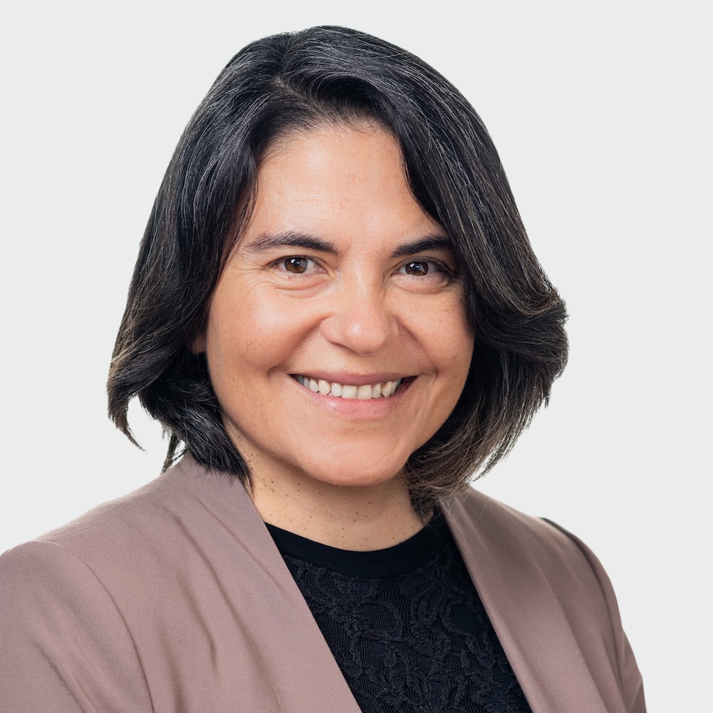 Fernanda Head Shot